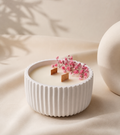 Vela aromática floral y elegante